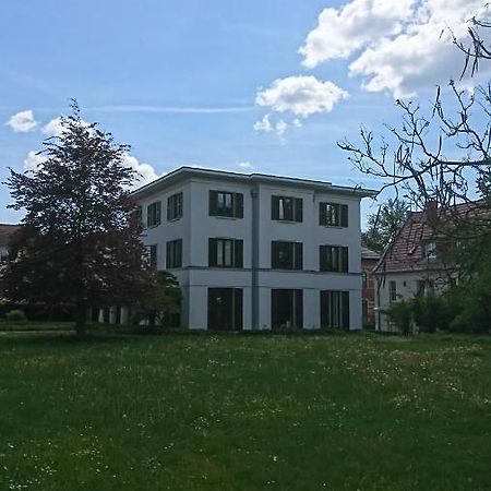 Architekten Villa In Theaternaehe Майнинген Экстерьер фото